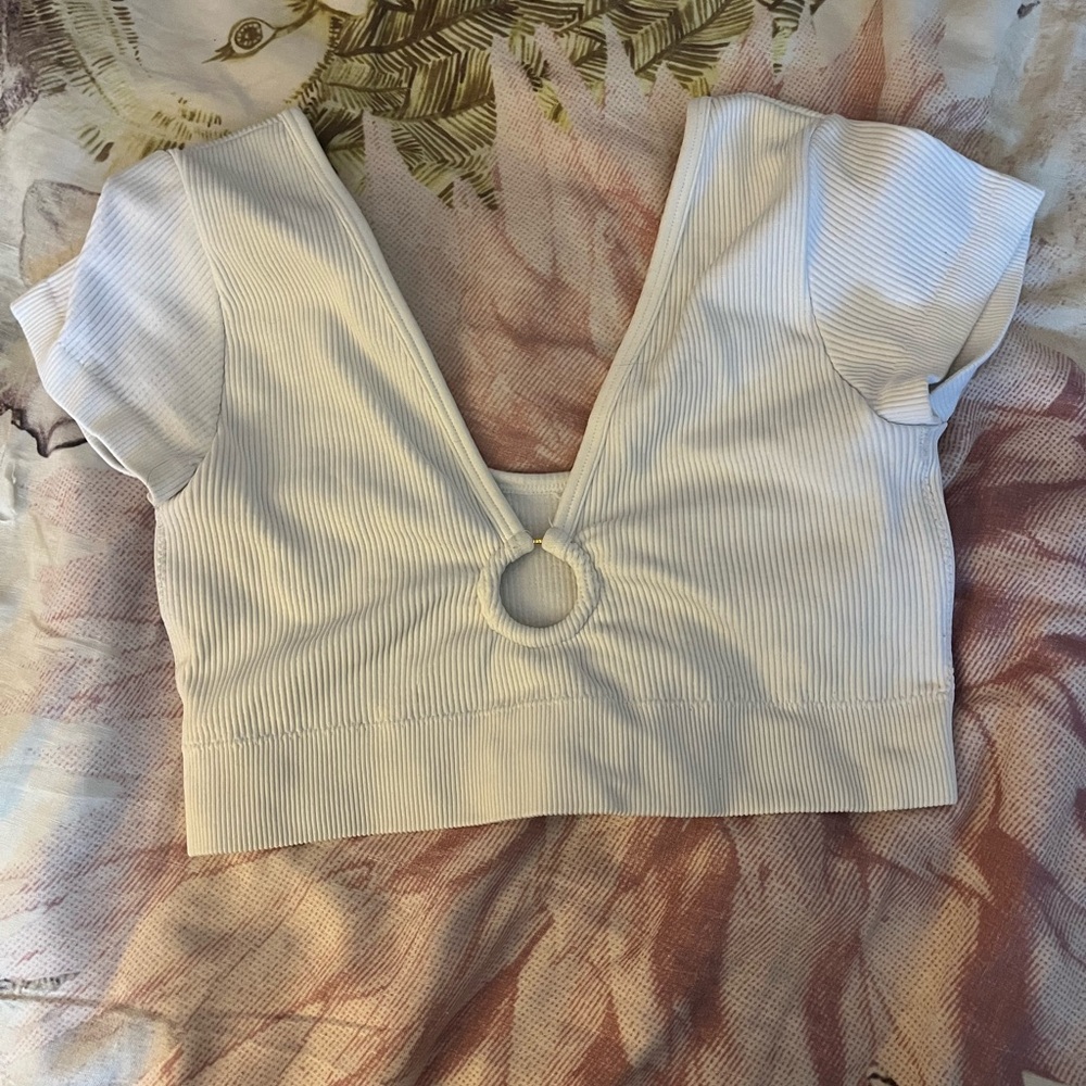 Aerie top